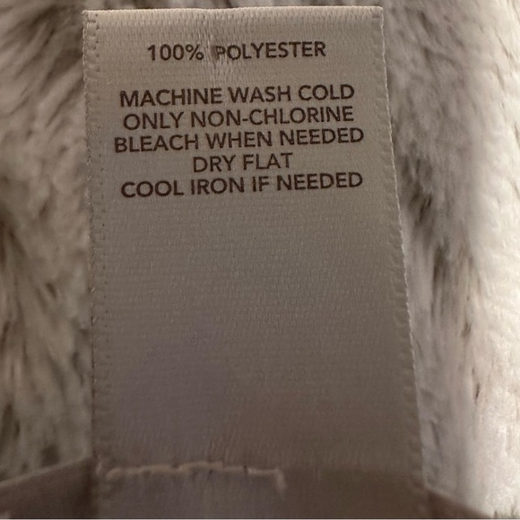 Ann Taylor LOFT Teal Sleeveless Floral Scoop Neck V Cut Tank Top - Picture 3 of 8